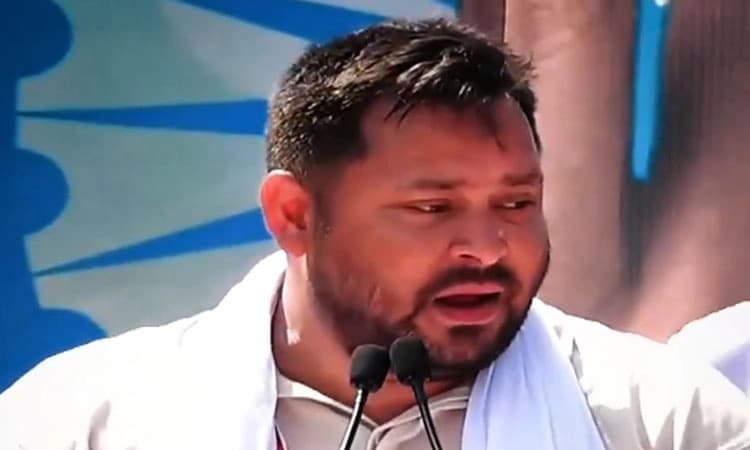 ತಾಯಿಗೆ ನಿಂದನೆ; ವಿದೇಶದಲ್ಲಿ ನಗುತ್ತಿದ್ದ ಪ್ರಧಾನಿ ಇಲ್ಲಿ ಬಂದು ಅಳುತ್ತಿದ್ದಾರೆ: ತೇಜಸ್ವಿ