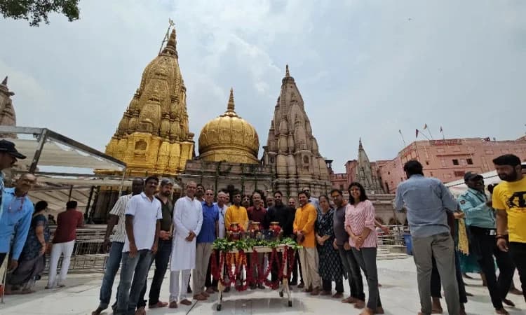 Chandrayaan mission;ಕಾಶಿ ವಿಶ್ವನಾಥ ದೇವಸ್ಥಾನದಲ್ಲಿ ಇಸ್ರೋ ವಿಜ್ಞಾನಿಗಳಿಂದ ವಿಶೇಷ ಪೂಜೆ 