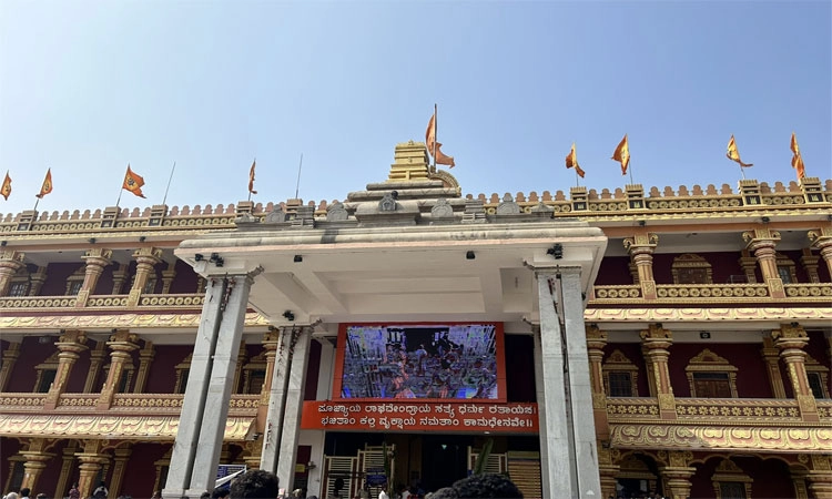 ರಾಯರ ಮೂಲ ವೃಂದಾವನಕ್ಕೆ ವಜ್ರ ಖಚಿತ ಕವಚ: ಹೈದರಾಬಾದ್‌ ಮೂಲದ ದಾನಿ ದೇಣಿಗೆ