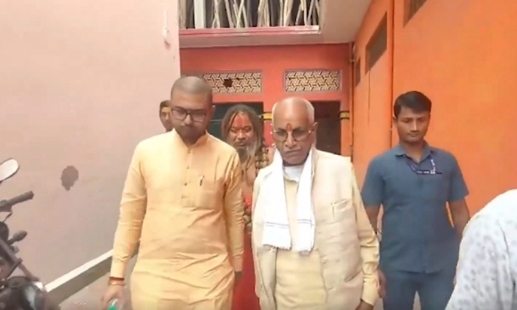 Champat Rai visits Ayodhya temple in first public appearance since donation row
