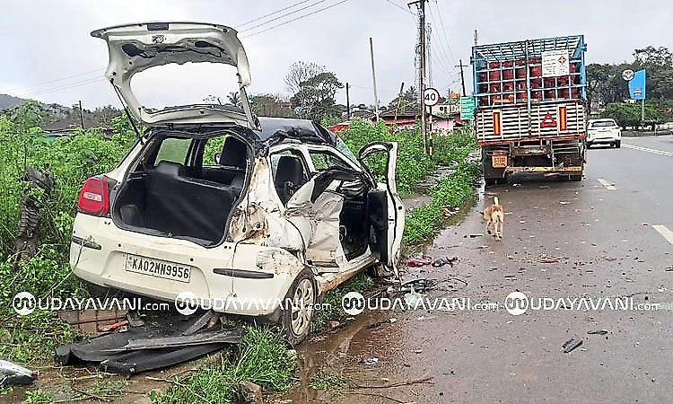 Kottigehara: Car crashes into lorry parked near petrol bunk, three killed on the spot