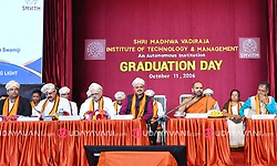 ಪದವೀಧರರು ಸಮಾಜಮುಖಿ ಕೆಲಸದೊಂದಿಗೆ ಸಂಸ್ಕಾರವಂತರಾಗಿ: ಡಾ. ರಂಗಸ್ವಾಮಿ