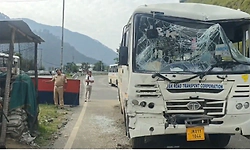 ಸರಣಿ ಅಪಘಾತ: ಅಮರನಾಥ ಯಾತ್ರಿಕರು ಸೇರಿ 18 ಮಂದಿಗೆ ಗಾಯ