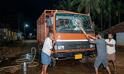 Belthangady: ಲಾರಿ ಗ್ಲಾಸ್ಗೆ ದೊಣ್ಣೆಯಿಂದ ಹೊಡೆದು ಹಾನಿ