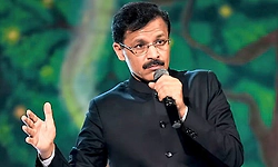 21 ವರ್ಷದಲ್ಲಿ 25 ಬಾರಿ ವರ್ಗಾವಣೆ: ನನ್ನ ಮಕ್ಕಳು IAS ಸೇರುವುದು ಬೇಡ... ತುಕಾರಾಂ ಮುಂಡೆ