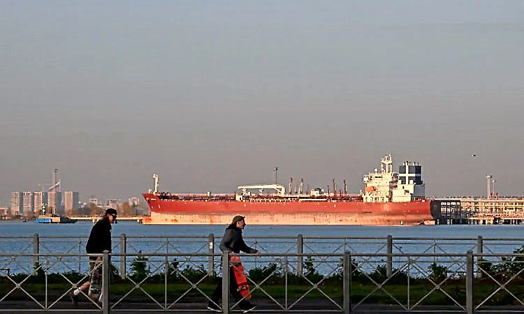 Ship carrying 40,000 tonnes of diesel departs Russia for the US