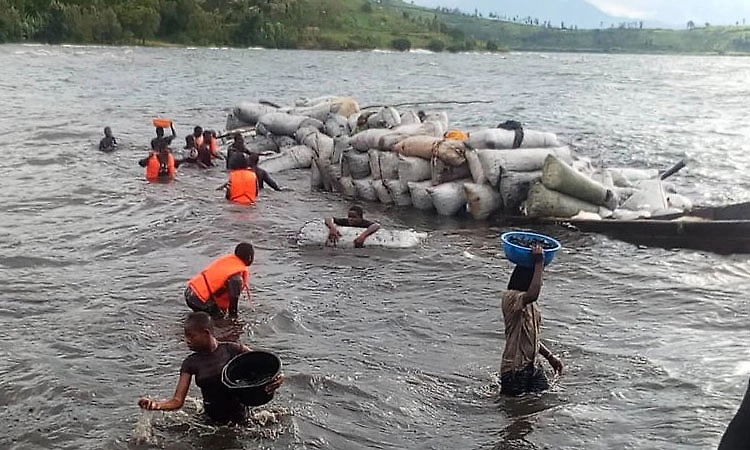 Boat capsizes in Congo's Lake Kivu, 12 dead, several missing