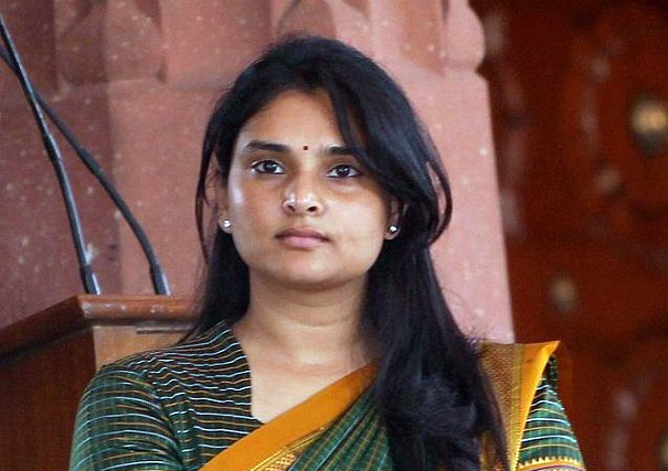 ramya.jpg