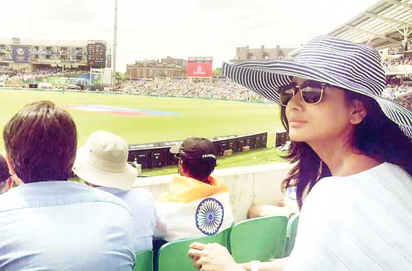 Parul-Yadav-at-the-Oval.jpg