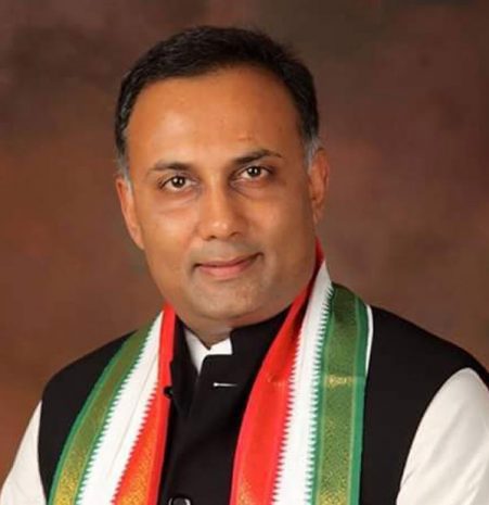 dinesh_gundurao.jpg