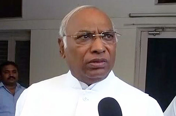 kharge.jpg