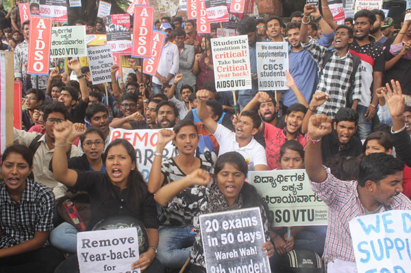 vtu-protest.jpg