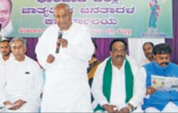 h4-devegowda.jpg