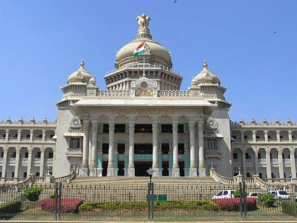 vidhna-soudha.jpg