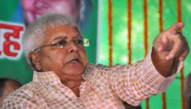 lalu-pointing-finger-700.jpg