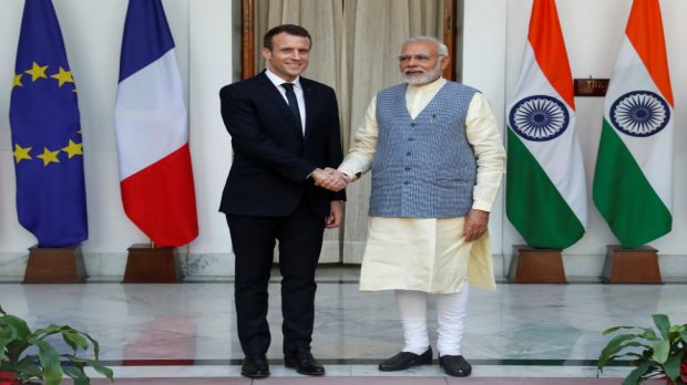 Modi-Macron-700.jpg