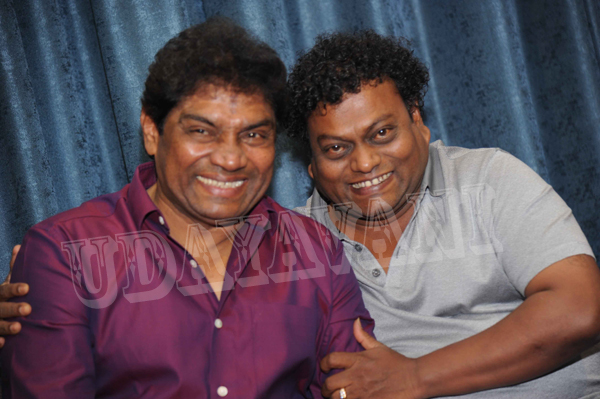 Sadhu-and-Johnny-Lever-(2).jpg