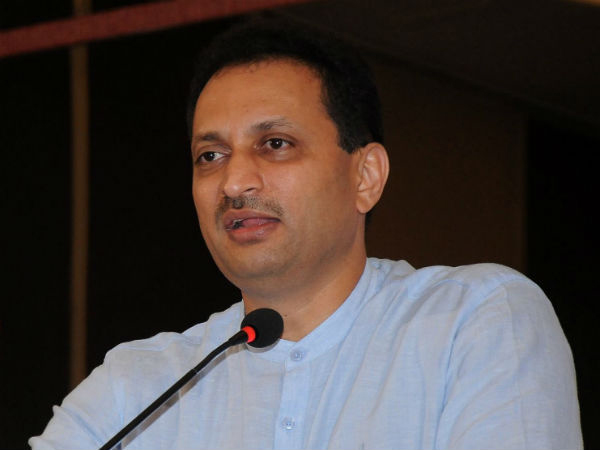 ananth-kumar-hegde-07-1512621085.jpg