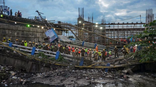 kolkata-bridge-collapse-700.jpg