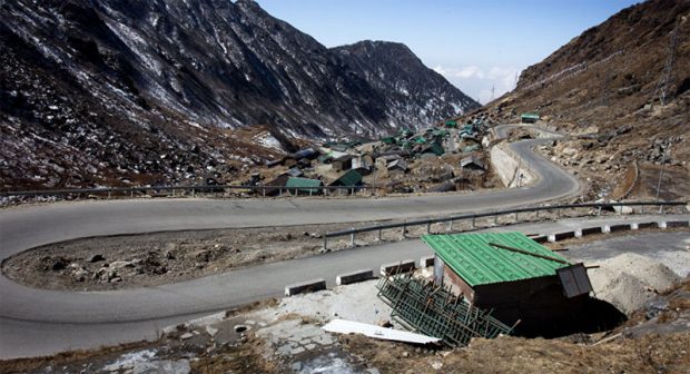 china-border-road.jpg