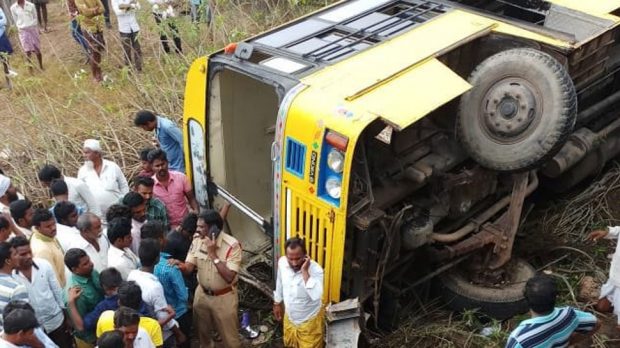 guntur-accident-700.jpg