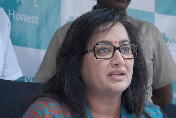 sumalatha.jpg