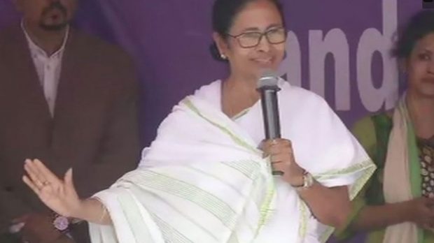 mamata-smile-700.jpg