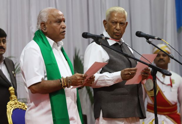 BS-Yediyurappa-Swearing-Ceremony–Raj-Bhavan—BNP-(23)