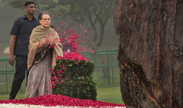 Indira-Gandhi-Sonia-31-10