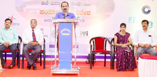 Venuru-Old-Students-5-1