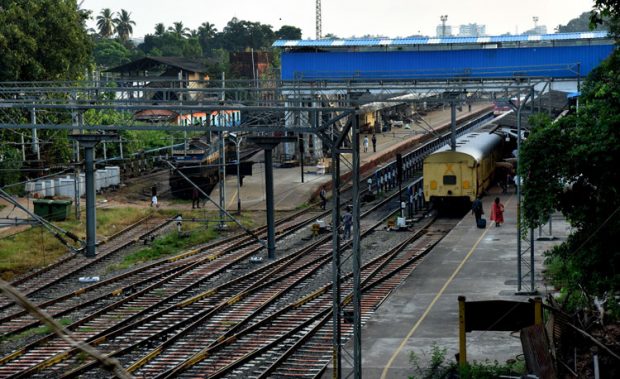 karavali-train