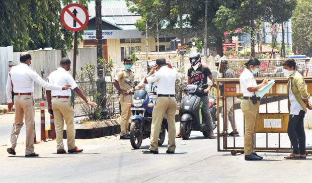 ಖಾಸಗಿ ವಾಹನ ಸಂಚಾರ ಸಂಪೂರ್ಣ ಬಂದ್‌