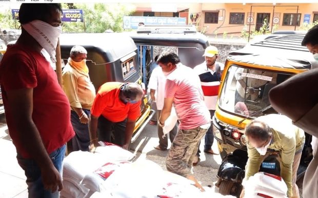 Mangaluru Mla Vedavyas Kamath Distrubutes 1000 Modi Kits To Rickshaw Drivers Udayavani ಉದಯವಾಣಿ