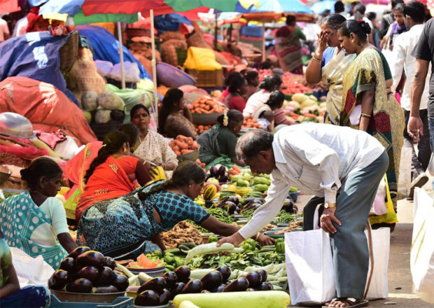 ಸಂಕಷ್ಟದ ನಡುವೆ ಬೆಲೆ ಏರಿಕೆ ಬಿಸಿ