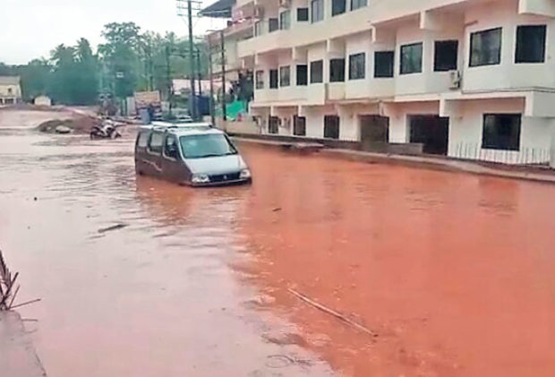 ಸುಬ್ರಹ್ಮಣ್ಯದಲ್ಲಿ ಉತ್ತಮ ಮಳೆ; ಮನೆಗೆ ಹಾನಿ