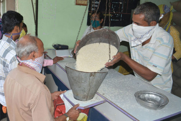 ಕಾರ್ಡ್‌ ಇಲ್ಲದವರಿಗೂ ಪಡಿತರ ವಿಸ್ತರಣೆ