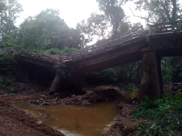 ಕುಸಿದ ಕುಕ್ಕುಜ – ಅಳಂಬ ಸಂಪರ್ಕ ಸೇತುವೆ