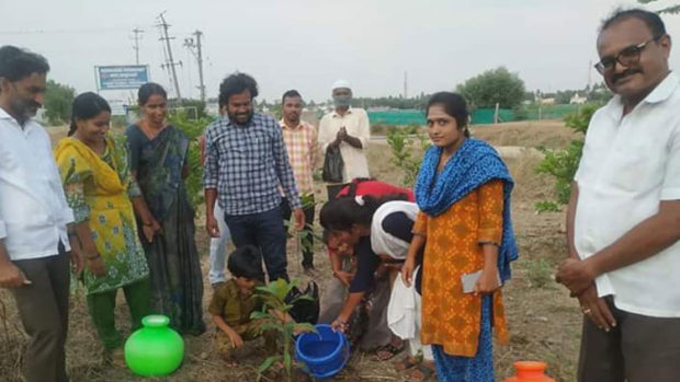 ಗಿಡನೆಟ್ಟು ಪೋಷಿಸುವ ಕ್ಲೀನ್ ಅಂಡ್ ಗ್ರೀನ್ ಫೋರ್ಸ್