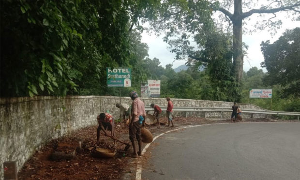 ಆಗುಂಬೆ ಘಾಟಿ ರಸ್ತೆ ಸ್ವಚ್ಛತಾ ಕಾರ್ಯಕ್ಕೆ ಚಾಲನೆ