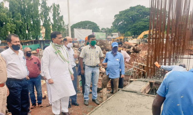 ಮಾರ್ಚ್‌ ವೇಳೆಗೆ ರೈಲ್ವೆ ನಿಲ್ದಾಣ ಕಾಮಗಾರಿ ಮುಗಿಸಿ