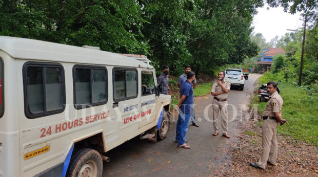 ಬೆಳ್ತಂಗಡಿ: ವಾಕಿಂಗ್ ಮಾಡುವಾಗ ಟ್ಯಾಕ್ಸಿ ಚಾಲಕನ ಮೇಲೆ ಮಾರಕಾಸ್ತ್ರಗಳಿಂದ ದಾಳಿ