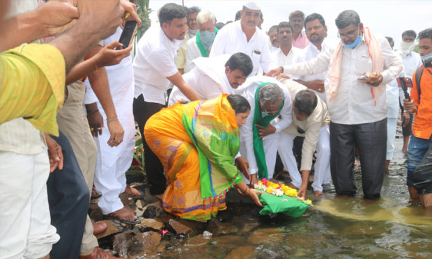 ಕೆರೆಗಳಿಗೆ ನೀರು ತುಂಬಿಸುವ ಕಾರ್ಯ ಶೀಘ್ರ