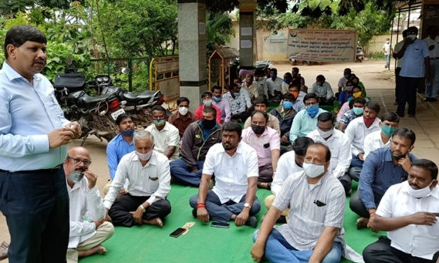 ಖಾಸಗಿ ಶಾಲಾ ಶಿಕ್ಷಕರಿಗೆ ಪ್ಯಾಕೇಜ್‌ ನೀಡಿ