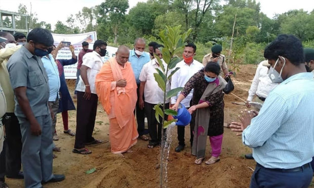 ವನ ಮಹೋತ್ಸವಕ್ಕೆ ಡೀಸಿ ಚಾಲನೆ