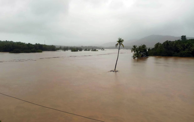 ಗಂಗಾವಳಿ ತೀರದಲ್ಲಿ ಪ್ರವಾಹ: ಜನಜೀವನ ಅಸ್ತವ್ಯಸ್ತ