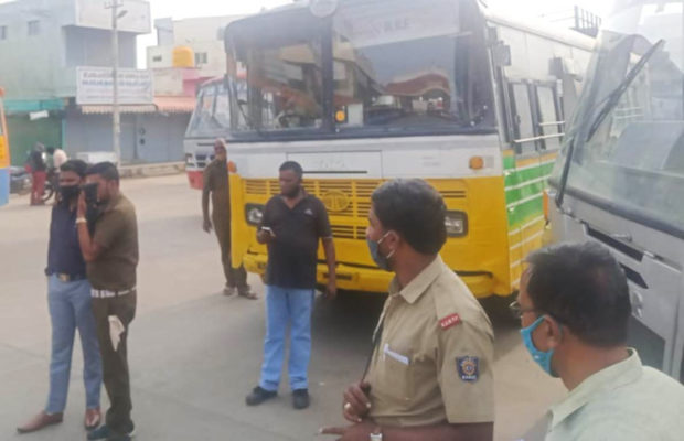 ಕೋವಿಡ್ ನಿಂದಾಗಿ ಸ್ಥಗಿತಗೊಂಡಿದ್ದ ಅಂತಾರಾಜ್ಯ ಬಸ್‌ ಸಂಚಾರ ಪುನಾರಂಭ