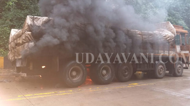 ಶಿರಾಡಿ: ಸಿಮೆಂಟ್ ಲಾರಿಯಲ್ಲಿ ಕಾಣಿಸಿಕೊಂಡ ಬೆಂಕಿ, ಚಾಲಕ ಪರಾರಿ