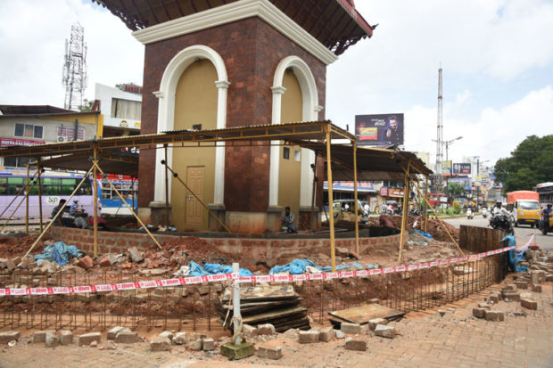 “ಕ್ಲಾಕ್‌ ಟವರ್‌’ ವೃತ್ತದ ವಿಸ್ತರಣೆಗೆ ತಾತ್ಕಾಲಿಕ ತಡೆ