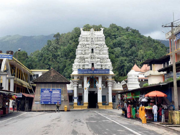 ಕುಕ್ಕೆ ಕ್ಷೇತ್ರದಲ್ಲಿ ಇನ್ನೂ ಆರಂಭವಾಗಿಲ್ಲ ಸೇವೆ!