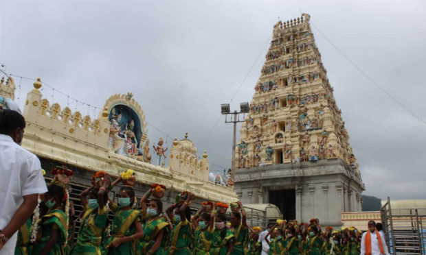 ಮಾದಪ್ಪನಿಗೆ ಹಾಲರವೆ ಉತ್ಸವ,ಎಣ್ಣೆ ಮಜ್ಜನ